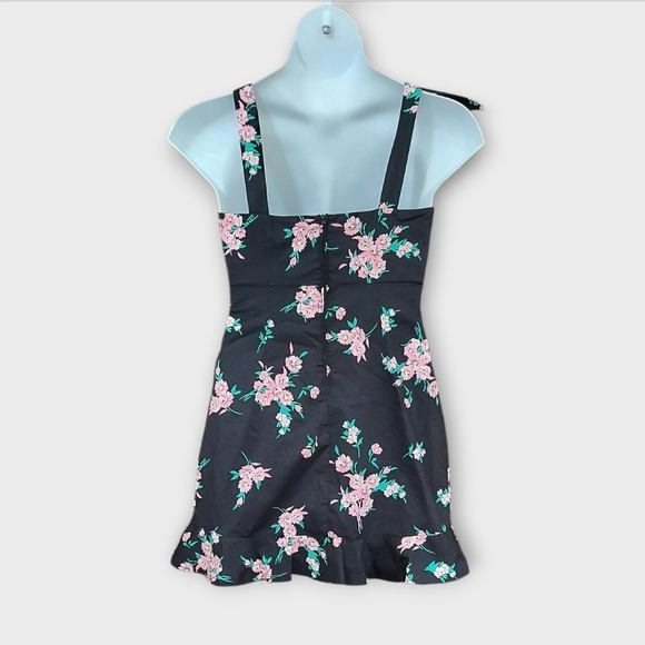 NWT B. Smart Black Dress with Pink Floral Design ~sz 11 - Picture 6 of 7